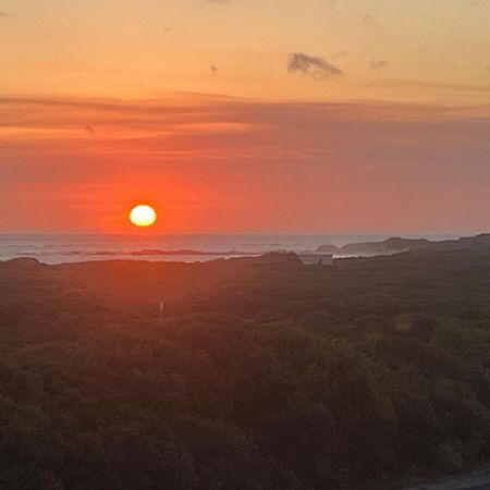 Ocean View 4-Bed Getaway On Pearly Beach Eksteriør billede