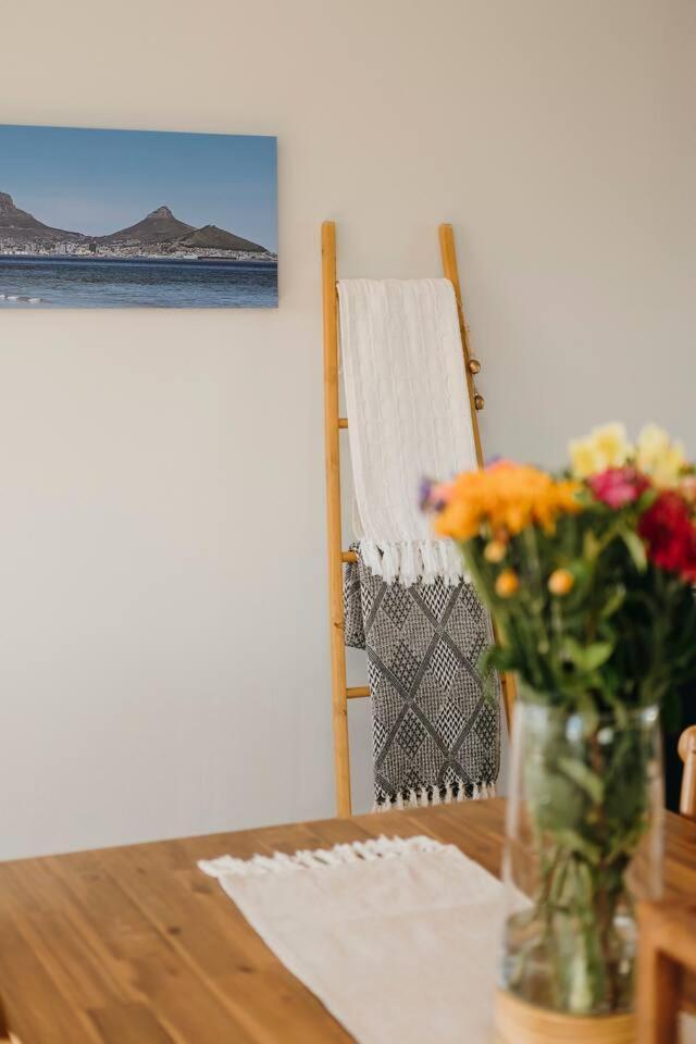Ocean View 4-Bed Getaway On Pearly Beach Eksteriør billede