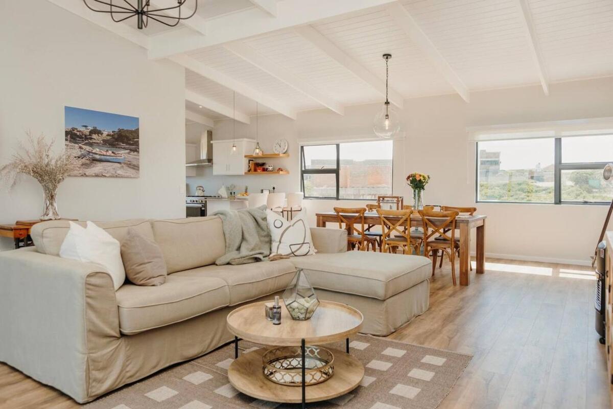 Ocean View 4-Bed Getaway On Pearly Beach Eksteriør billede